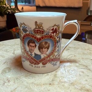 VTG Queens Mug Pottery Charles Princess Diana Wedding Commemorative Tea Coffee